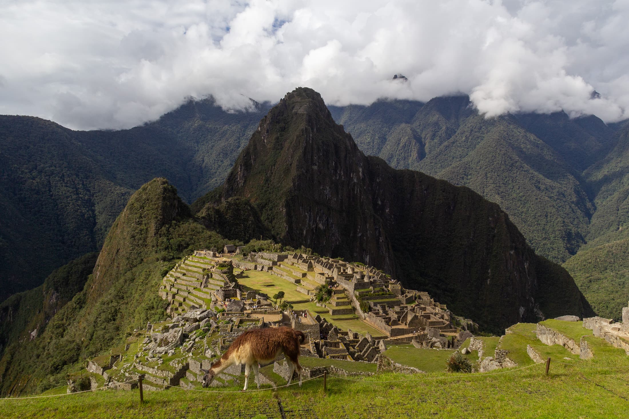 Machu Picchu by Train 2 Days / 1 Night: Overnight Journey to the Lost City