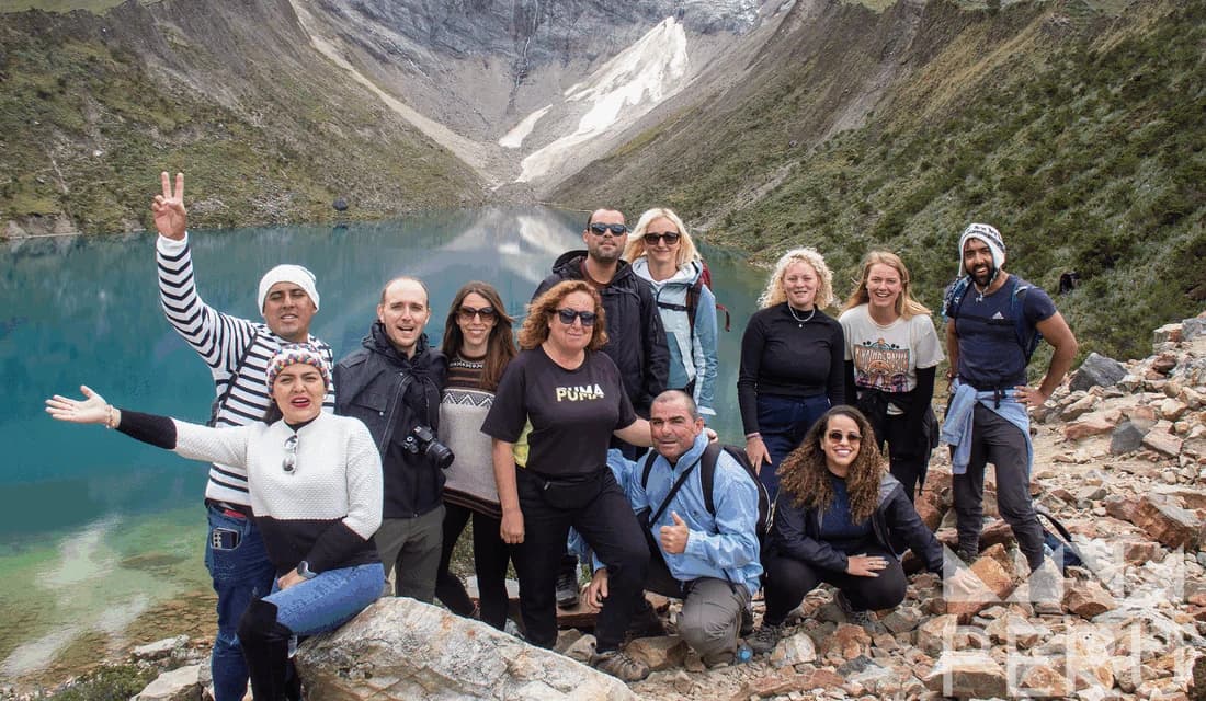 Caminata a la Laguna Humantay: Una Aventura de Día Completo a Uno de los Lagos Más Hermosos de los Andes - foto 5