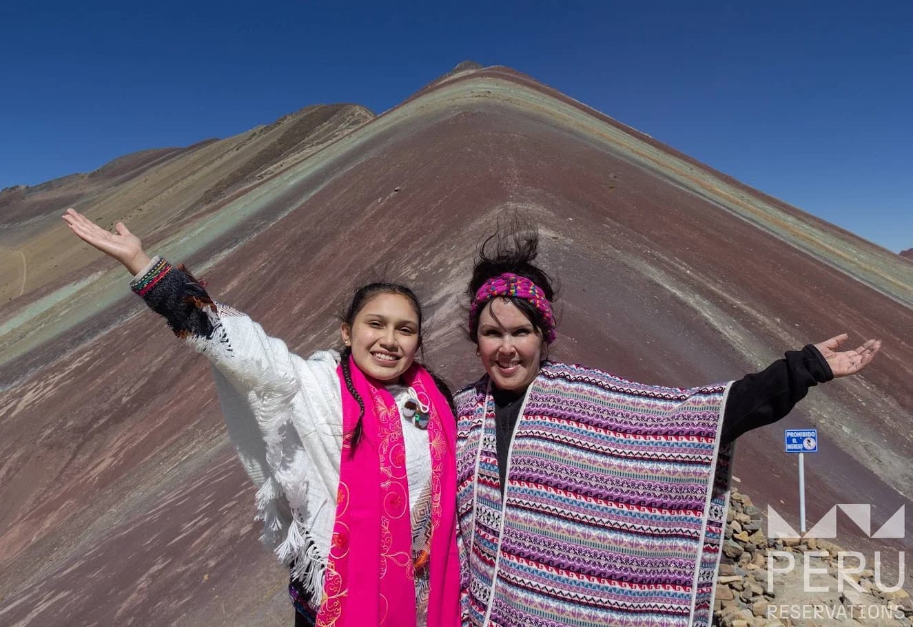 Rainbow Mountain & Red Valley: Full Day Hike to Vinicunca - photo 2