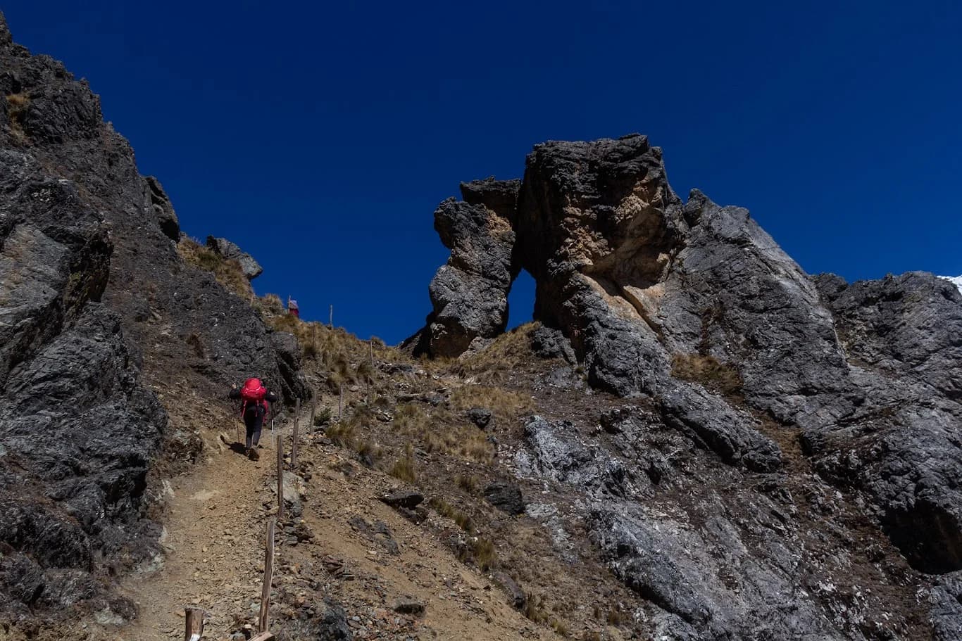 Salkantay Trek to Machu Picchu 5 Days / 4 Nights: Conquer the Sacred Mountain - photo 4