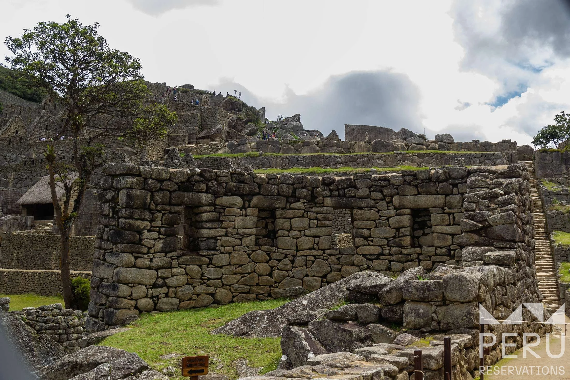 Ingeniería Antisísmica y Cantería de Granito