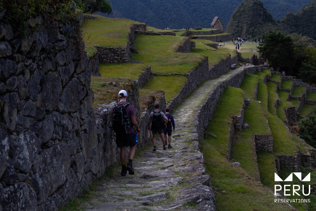 CLASSIC INCA TRAIL 4 Days / 3 Nights: Trek to Machu Picchu via the Sun Gate