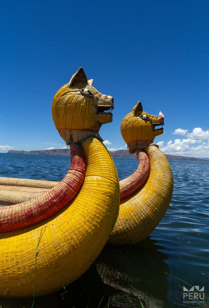 Islas Flotantes de Totora y Santuarios Ancestrales