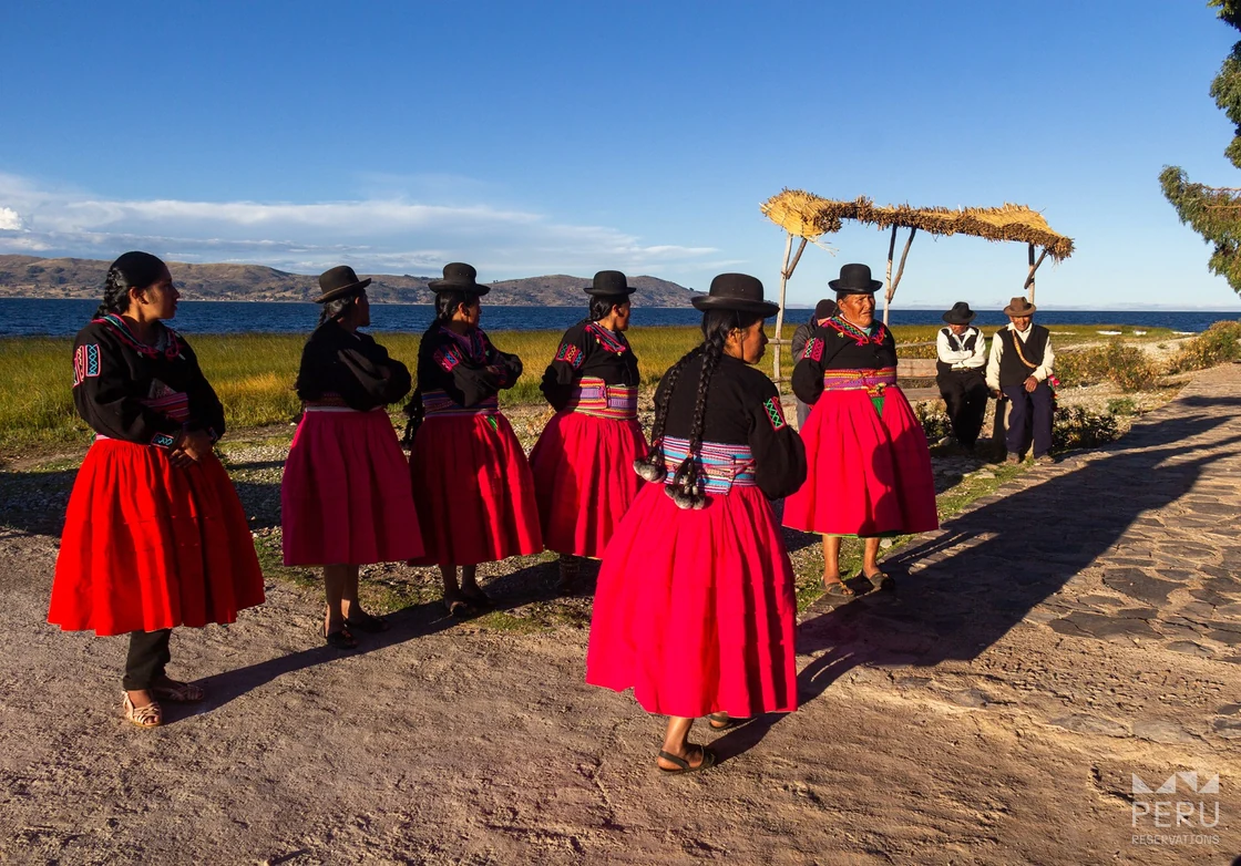 Herencia Aymara Viva y Textiles UNESCO