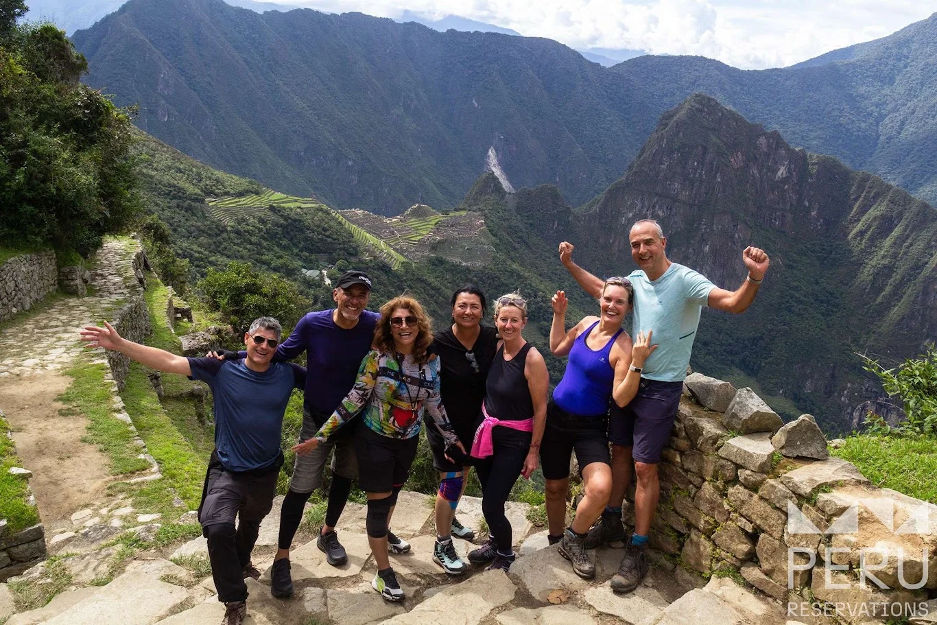 INCA TRAIL SHORT ONE DAY: Trek Through Cloud Forests to Machu Picchu via the Sun Gate
