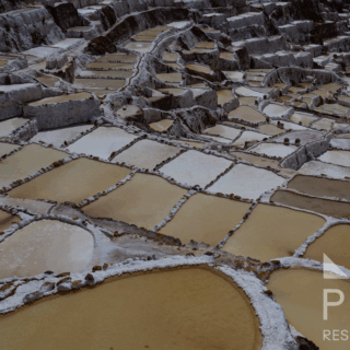 pozas_de_sal_en_salineras_de_maras_perú-salt_ponds_in_maras_salt_mines_peru