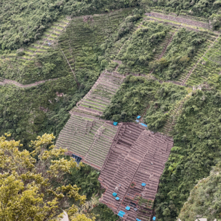 vista_aérea_de_terrazas_incas_en_machu_picchu-aerial_view_of_inca_terraces_at_machu_picchu
